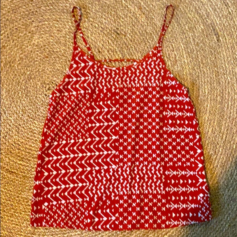Cute tank top with geometric print